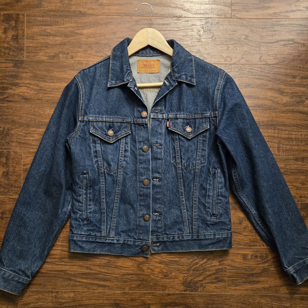 Vintage Men's Levis Denim Jacket Made In USA Xs